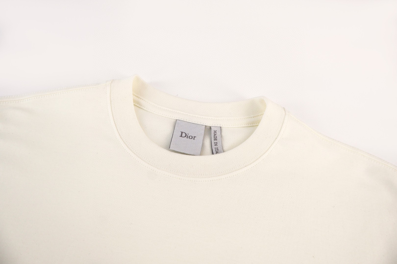 DIOR 迪奥 宣言刺绣圆领T恤 短袖 白色 黑色 A0 693J661A3282-C981