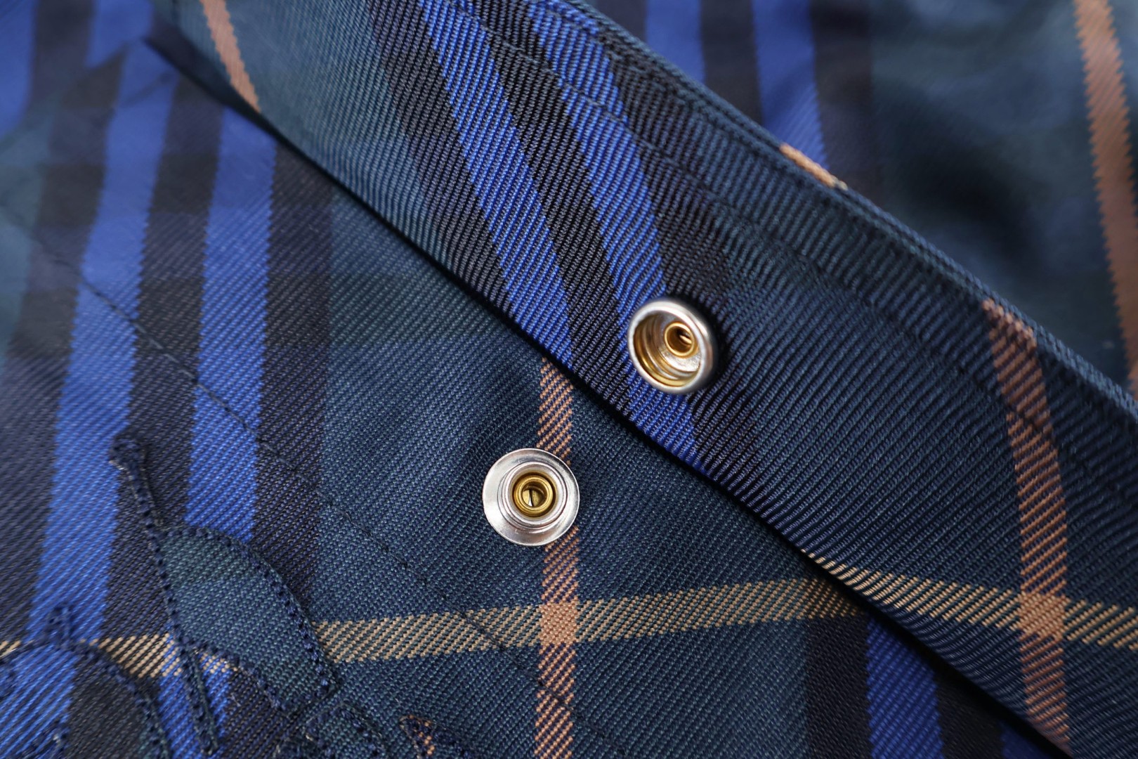 Burberry 巴宝莉 斜纹战马松紧腰沙滩短裤 裤子 五分裤 休闲裤 米色 卡其色 蓝色 A5 81055081