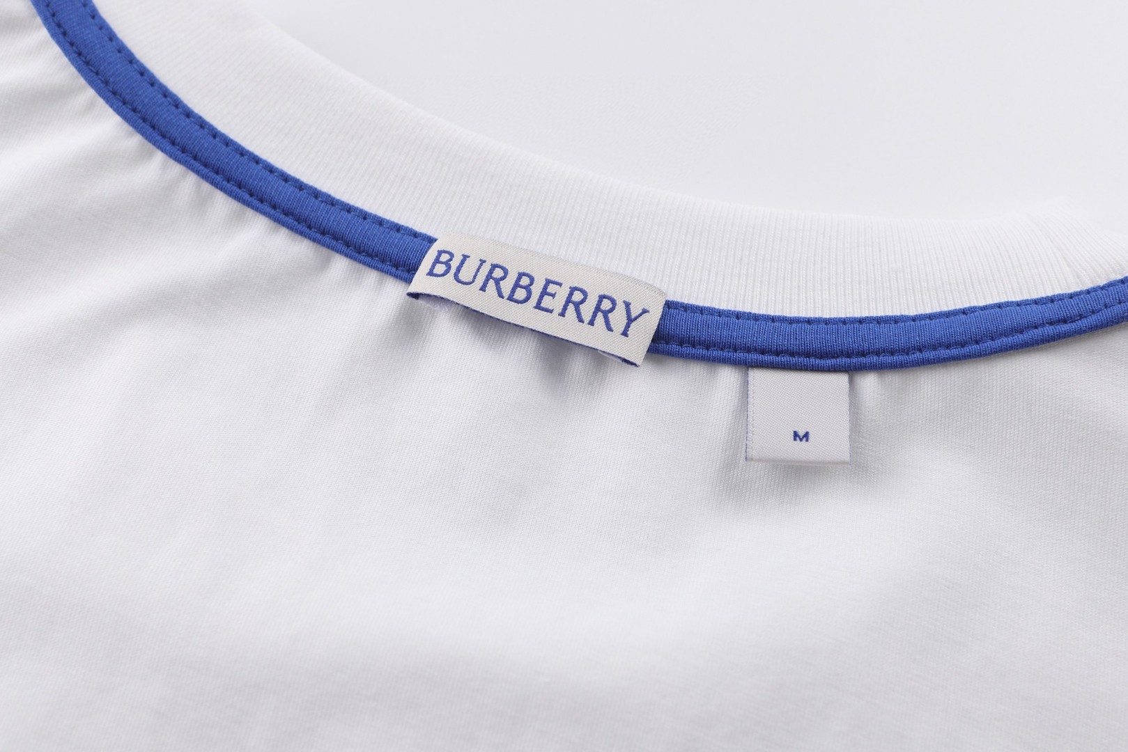 Burberry 巴宝莉  蓝马刺绣圆领T恤 短袖 夏季 白色 黑色 A0 80882951