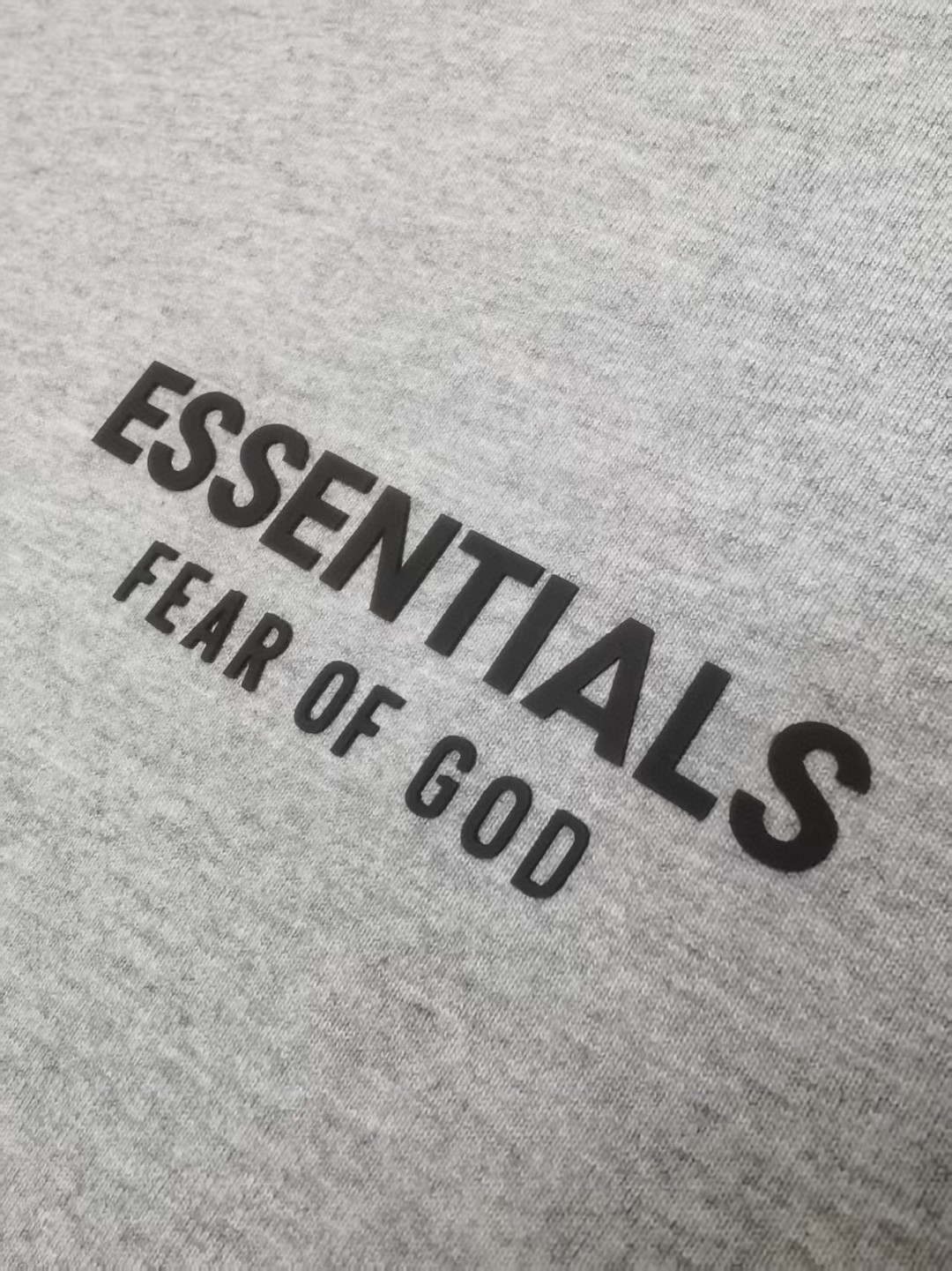 Fear of God Essentials HOLIDAY系列 字母印花圆领短袖 T恤 男女同款 夏款 浅雾灰 陨石黑 深雾灰