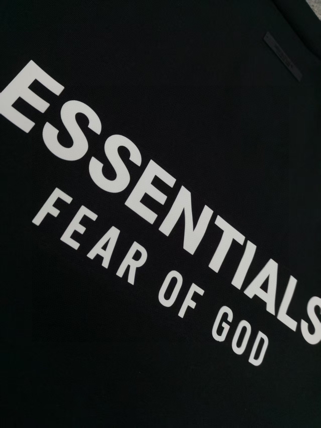 Fear of God Essentials HOLIDAY系列 字母印花圆领短袖 T恤 男女同款 夏款 浅雾灰 陨石黑 深雾灰