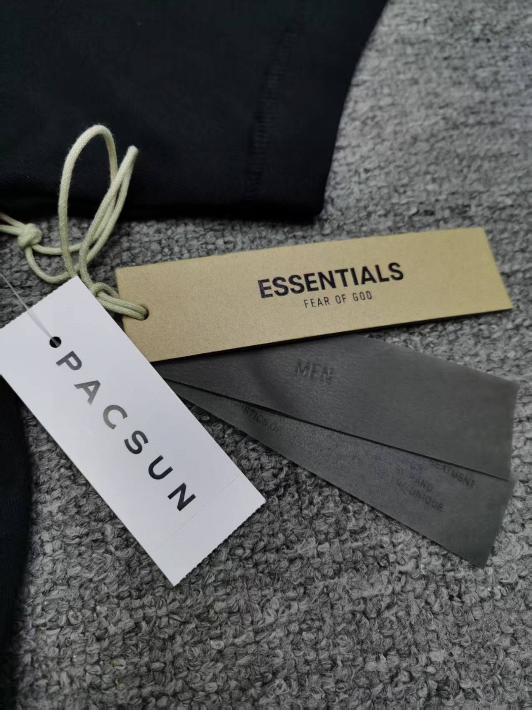 Fear of God Essentials HOLIDAY系列 字母印花圆领短袖 T恤 男女同款 夏款 黛海蓝 深雾灰 陨石黑