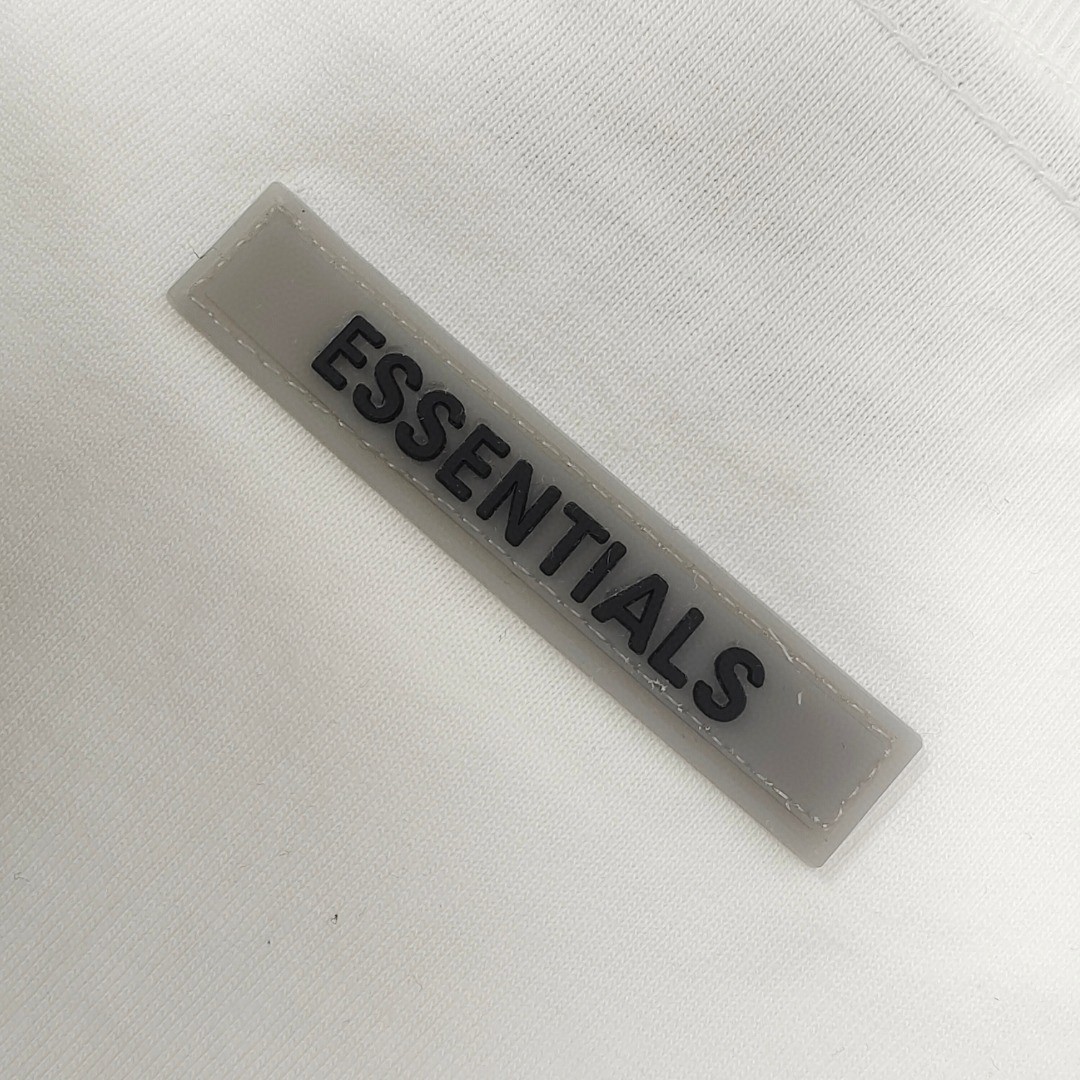 Fear of God Essentials 2026 复线黑标硅胶字母男女同款短袖 T恤 夏款 白色 炭灰色