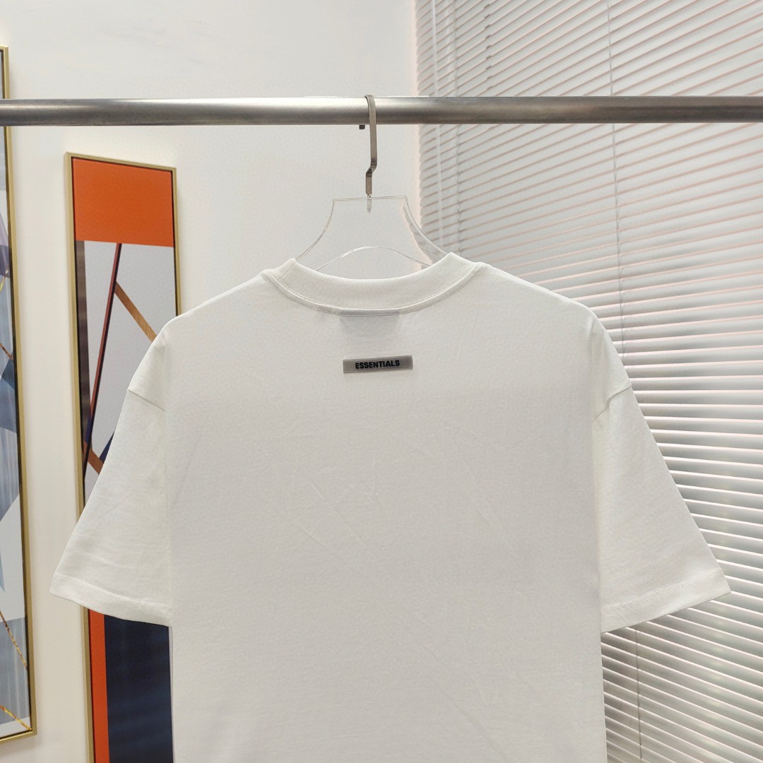 Fear of God Essentials 2026 复线黑标硅胶字母男女同款短袖 T恤 夏款 白色 炭灰色