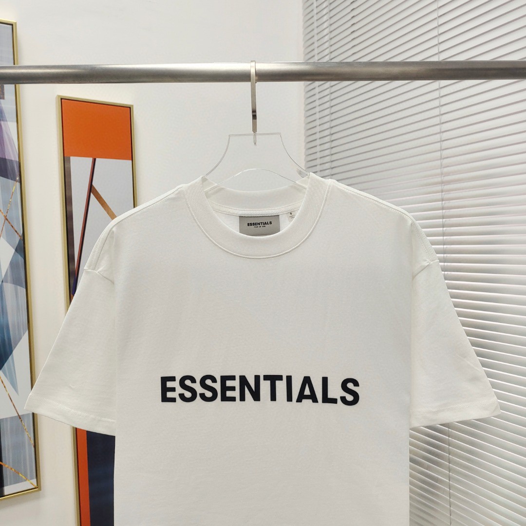 Fear of God Essentials 2026 复线黑标硅胶字母男女同款短袖 T恤 夏款 白色 炭灰色