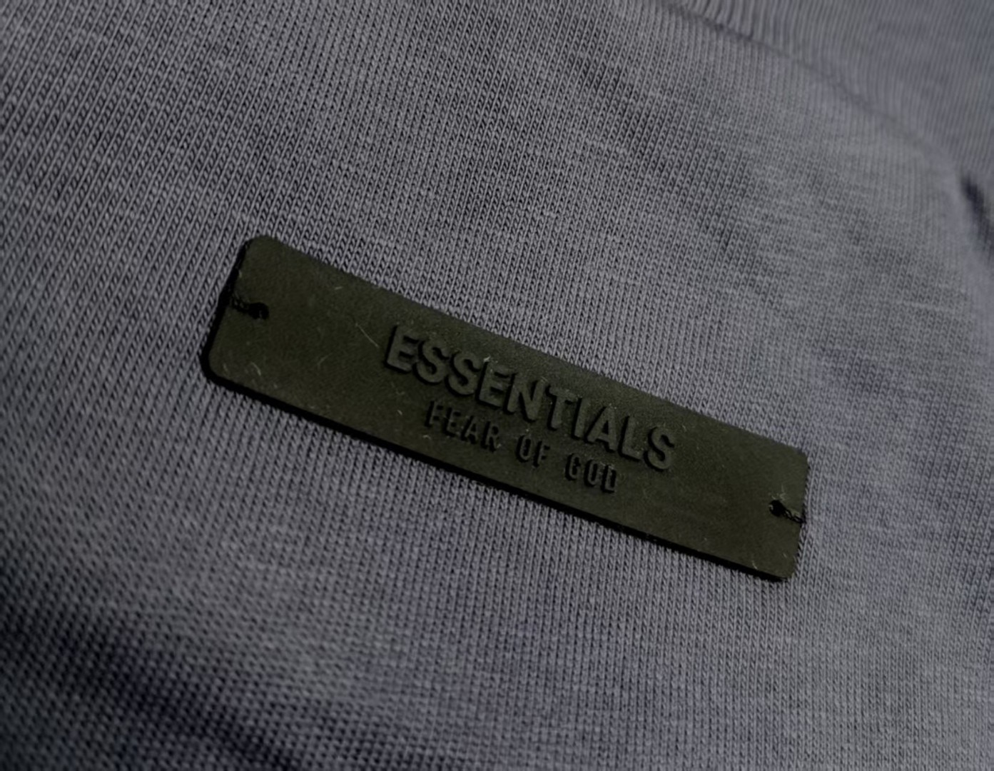 Fear of God Essentials HOLIDAY系列 字母印花圆领短袖 T恤 男女同款 夏款 黛海蓝 深雾灰 陨石黑