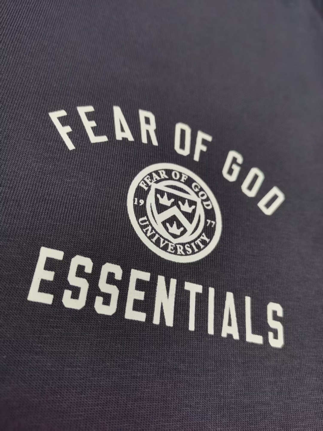Fear of God Essentials HOLIDAY系列 字母印花圆领短袖 T恤 男女同款 夏款 黛海蓝 深雾灰 陨石黑