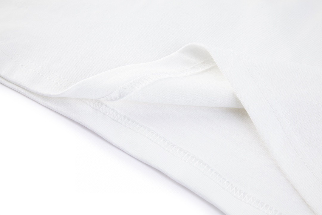 LOUIS VUITTON 路易威登 三花图案圆领短袖 T恤 白色 A0 1A7WIC