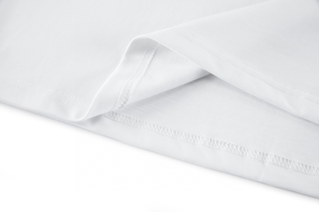 DIOR 迪奥 铭牌刺绣圆领短袖 T恤 夏季 白色 黑色 A0 343J696C0554-C088