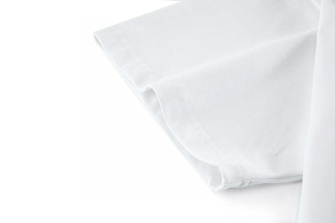 DIOR 迪奥 铭牌刺绣圆领短袖 T恤 夏季 白色 黑色 A0 343J696C0554-C088