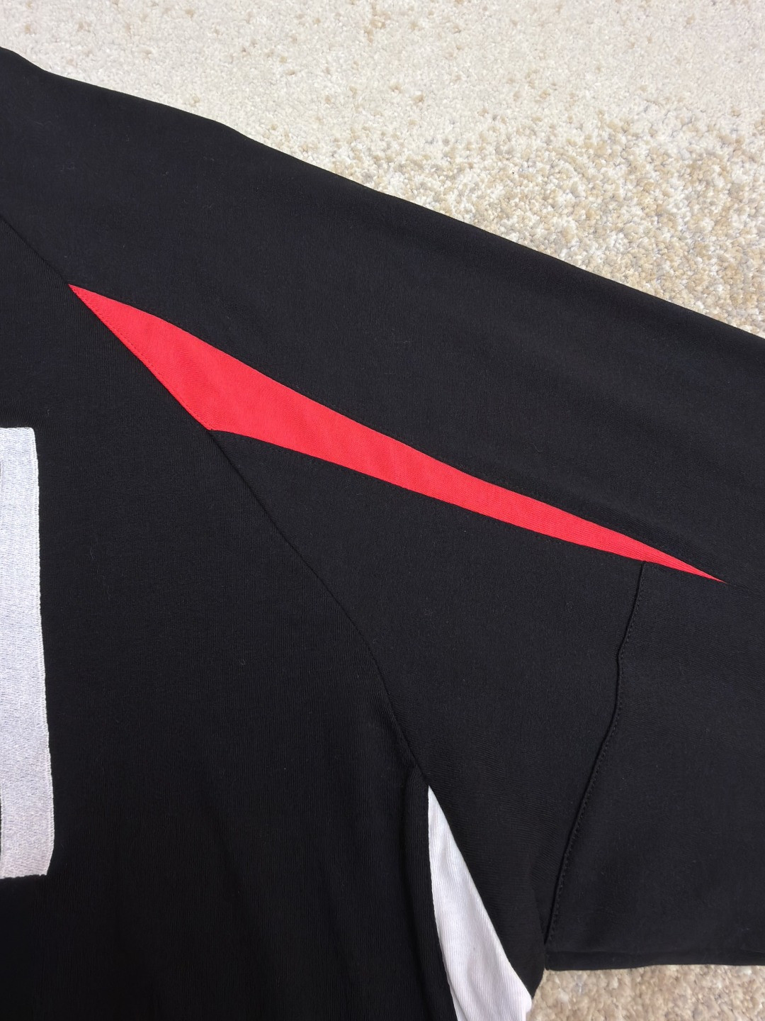 Balenciaga 巴黎世家 NBA联名款 刺绣长袖T恤 黑色 B0 864877TTVW21060