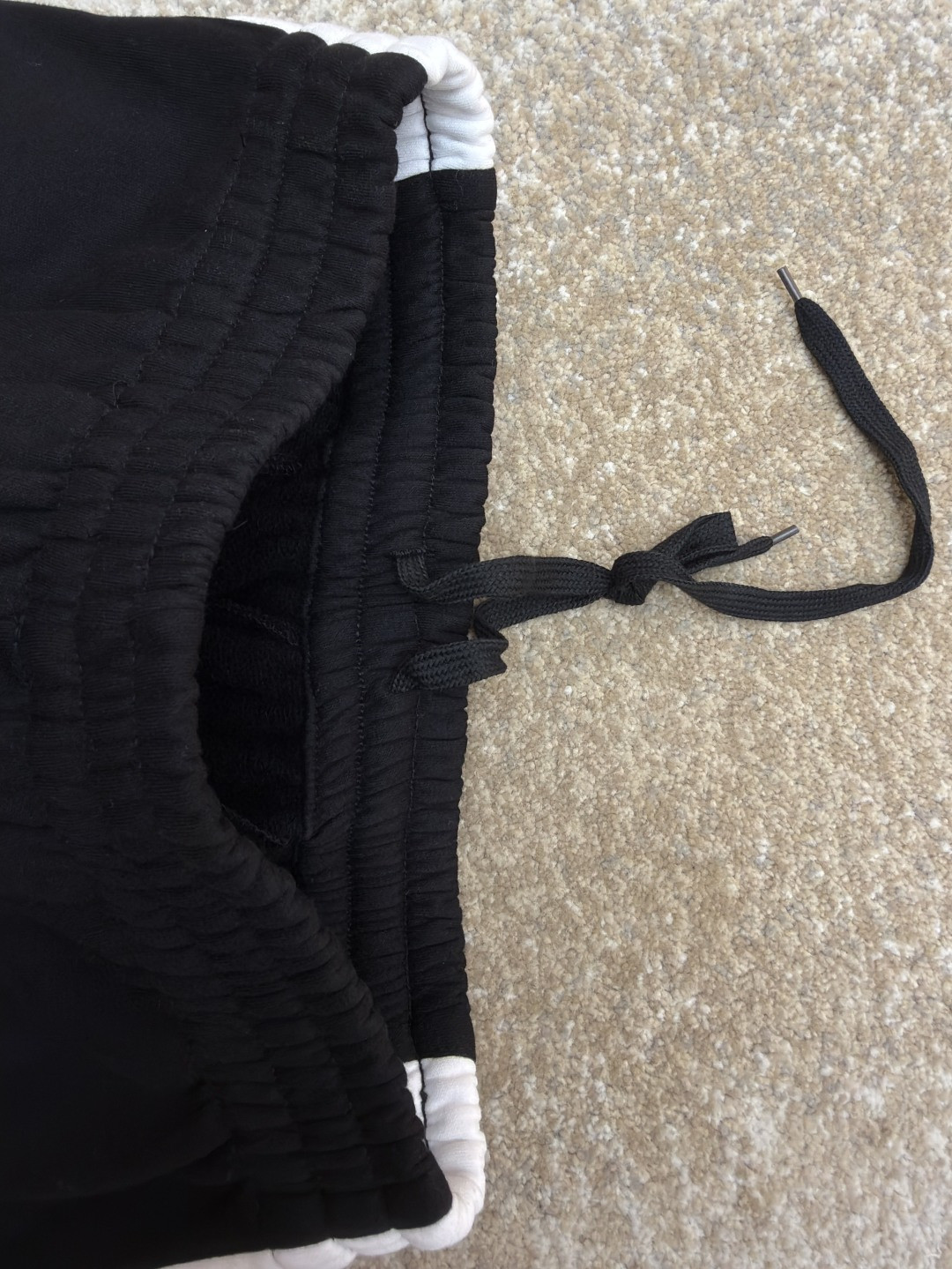 Balenciaga 巴黎世家 NBA联名款 刺绣松紧腰运动裤 长裤 裤子 休闲裤 黑色 B0 864873TTVV91070