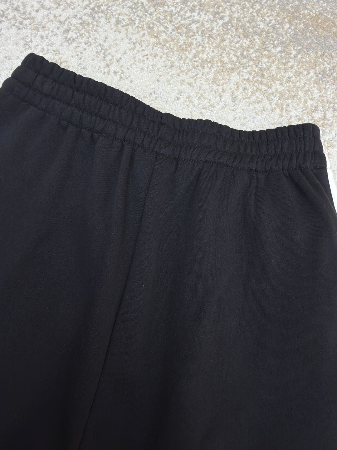 Balenciaga 巴黎世家 NBA联名款 刺绣松紧腰运动裤 长裤 裤子 休闲裤 黑色 B0 864873TTVV91070