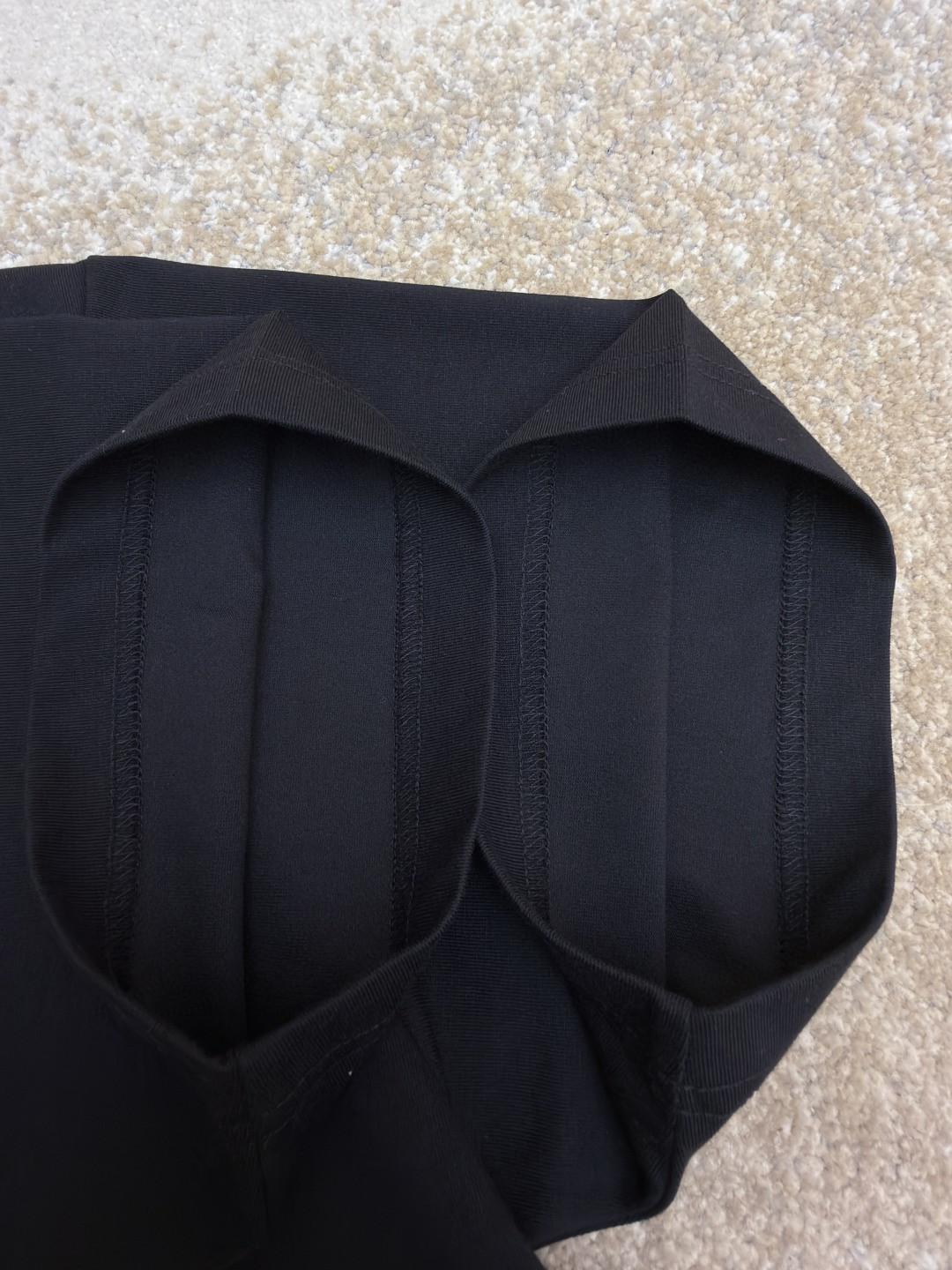 GUCCI 古驰 烫钻logo标识圆领短袖 T恤 夏季 黑色 灰色 A0 796395-XJG36-1043