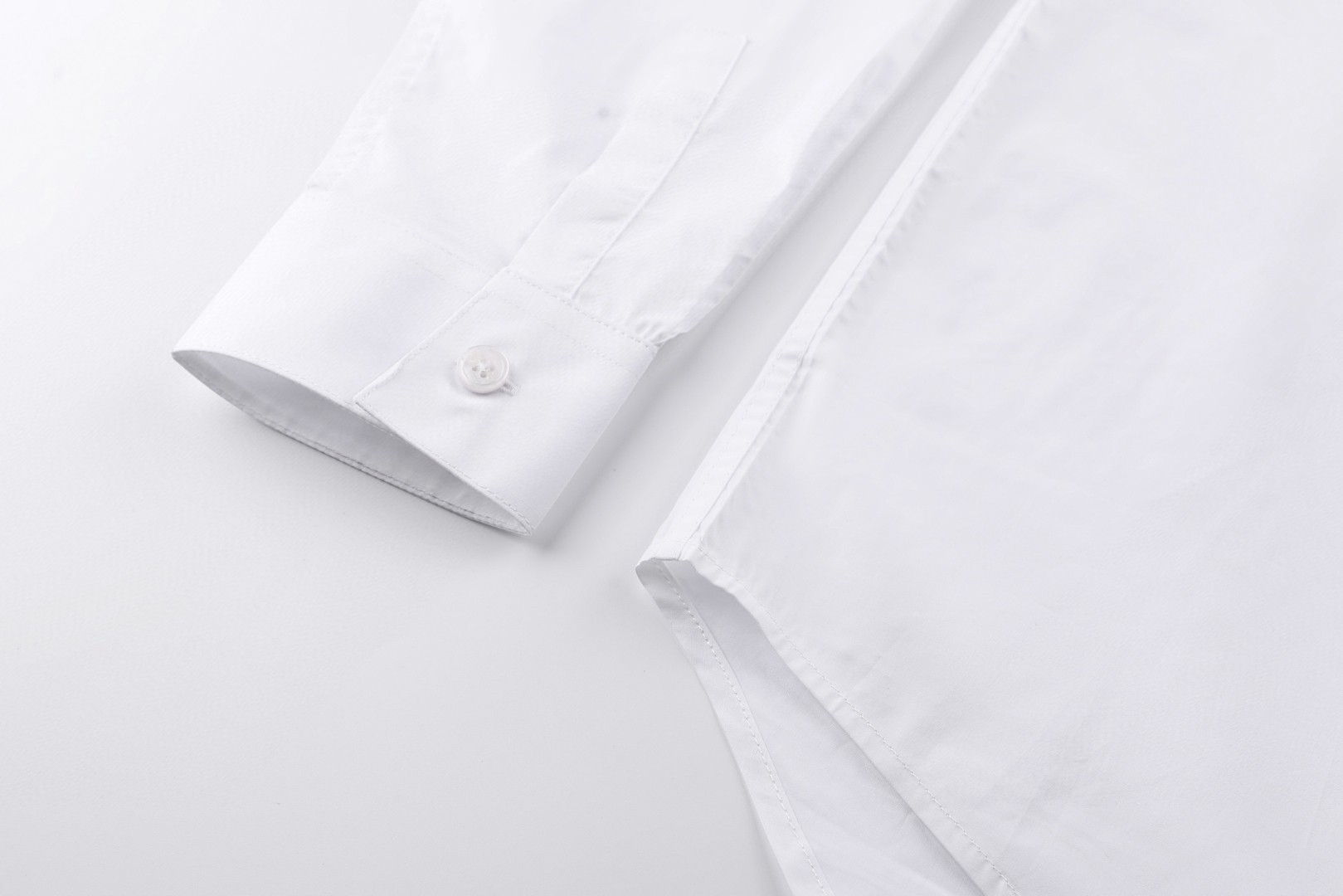 DIOR 迪奥 刺绣logo翻领衬衫 外套 长袖 白色 A5