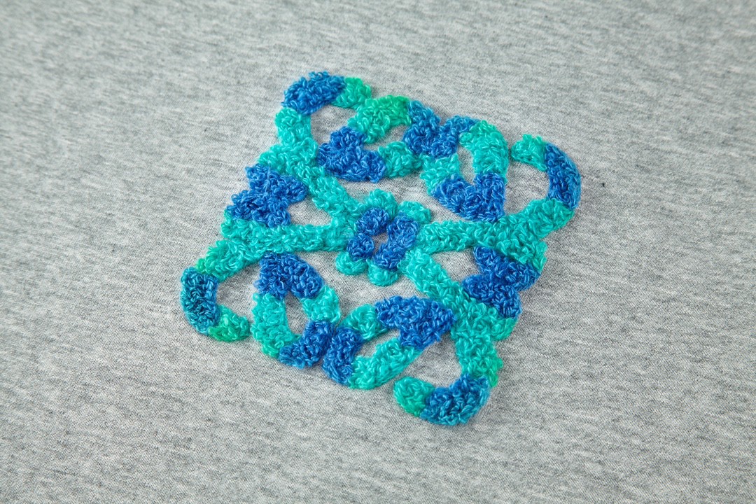 Loewe 罗意威 植绒绣花logo圆领短袖 T恤 灰色 A0 H616Y22X67-1440