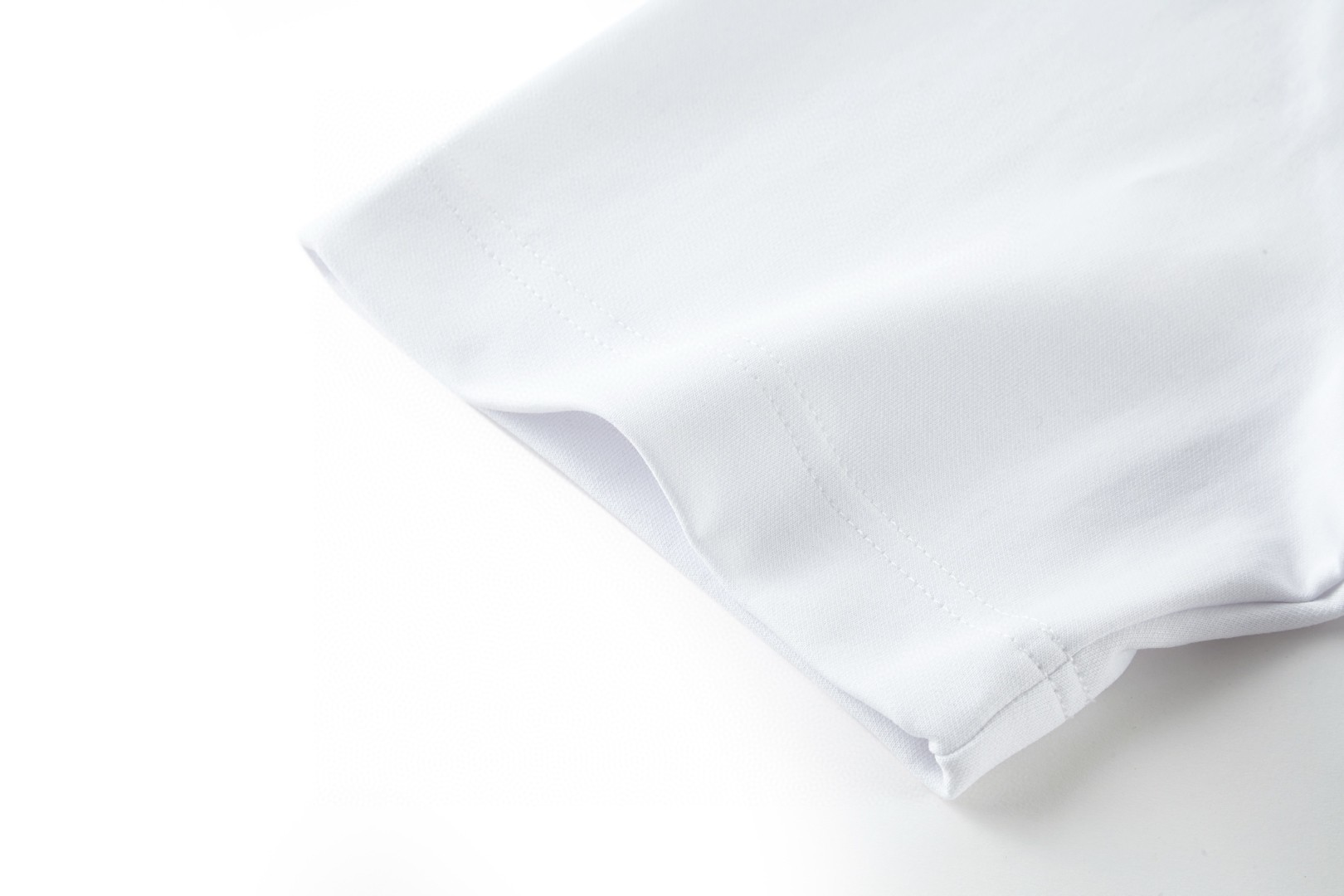 FENDI 芬迪 刺绣手绘标识T恤 短袖 套头 夏季 白色 黑色 A0 FY0936AYZ9F0H0G