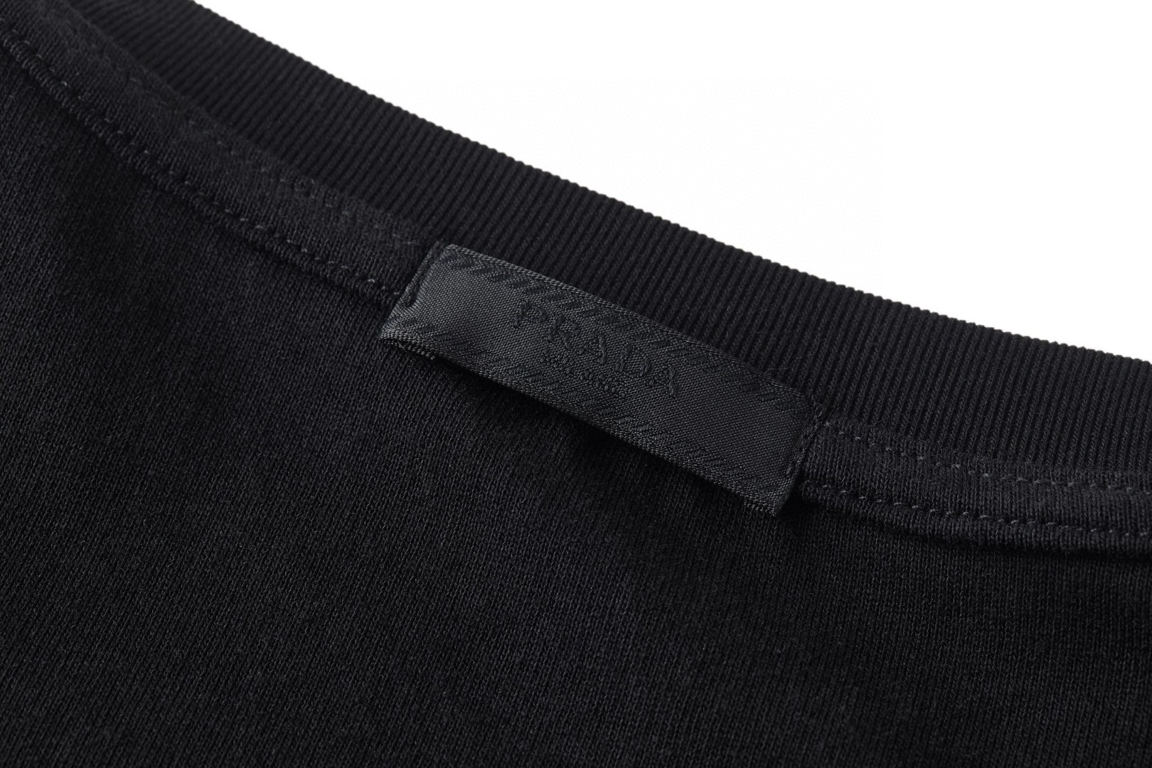 PRADA 普拉达 毛巾刺绣标识圆领短袖 T恤 夏季 黑色 蓝色 白色 A0 UJN897-14LB-F0008-S-OOO