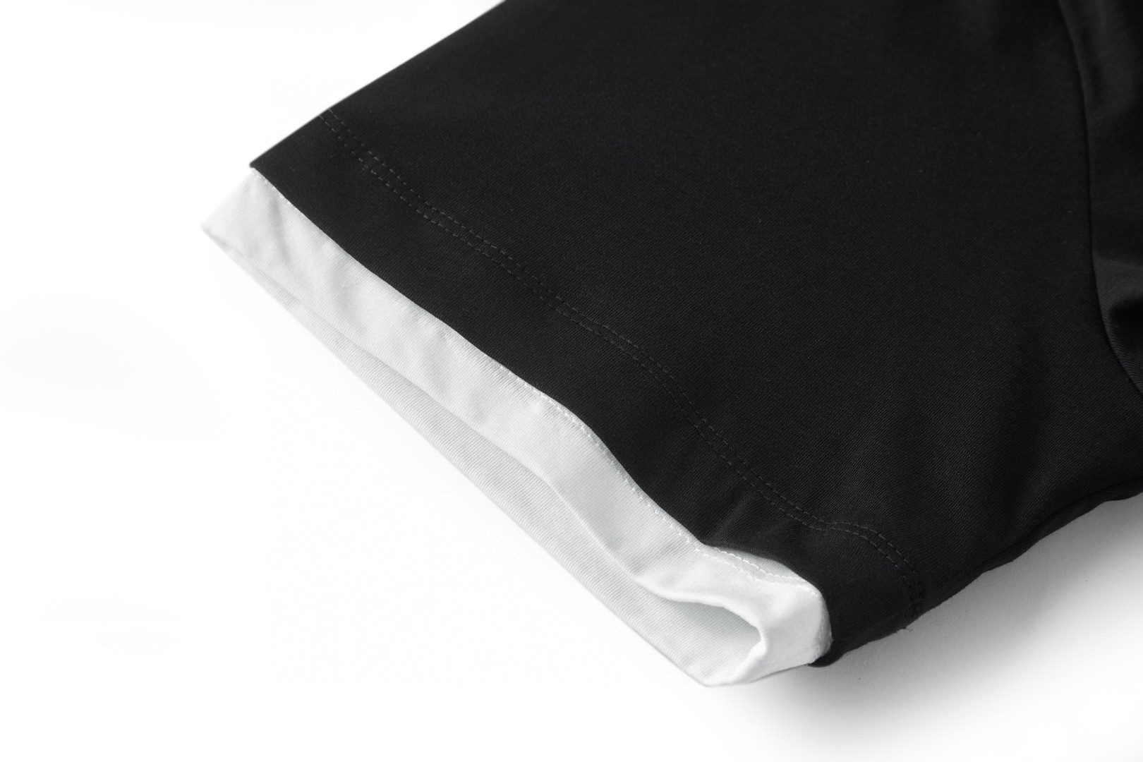 PRADA 普拉达 双层假两件布标圆领短袖 T恤 夏季 黑色 A0 UJN912-11CD-F0967-S-WMO