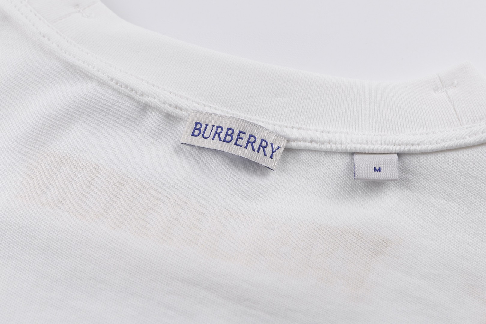 Burberry 巴宝莉 肩膀战马涂鸦骑士印花圆领Tee 短袖 T恤 白色 黑色 A0 80904331