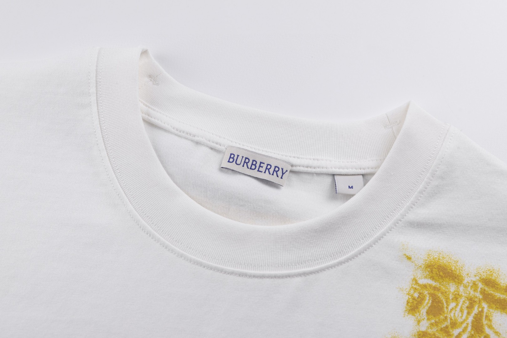 Burberry 巴宝莉 肩膀战马涂鸦骑士印花圆领Tee 短袖 T恤 白色 黑色 A0 80904331