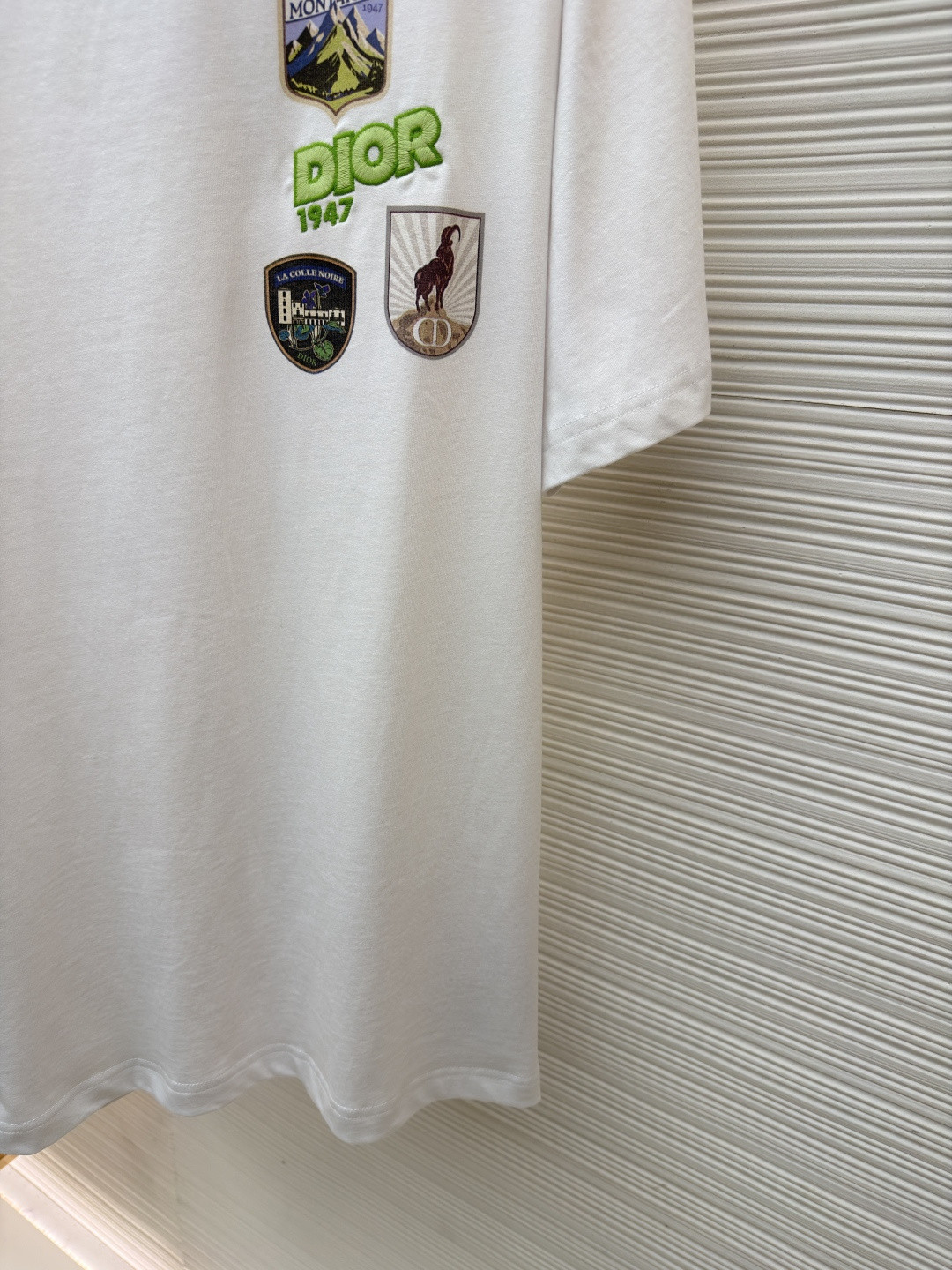 DIOR 迪奥 多色补丁圆领短袖 T恤 夏季 白色 黑色 绿色 A0 613J696E0677-C086