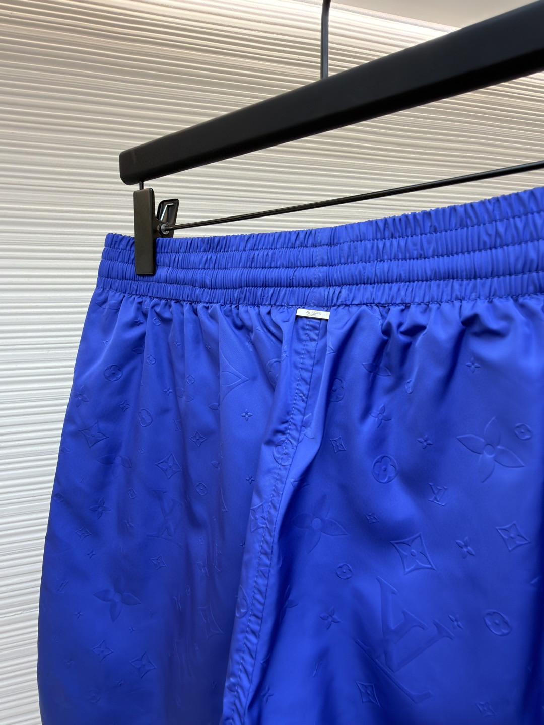 LOUIS VUITTON 路易威登 暗纹老花松紧腰沙滩短裤 五分裤 休闲裤 裤子 黑色 粉色 浅蓝色 海军蓝 绿色 橙色 蓝色 A0 1A7Y0P