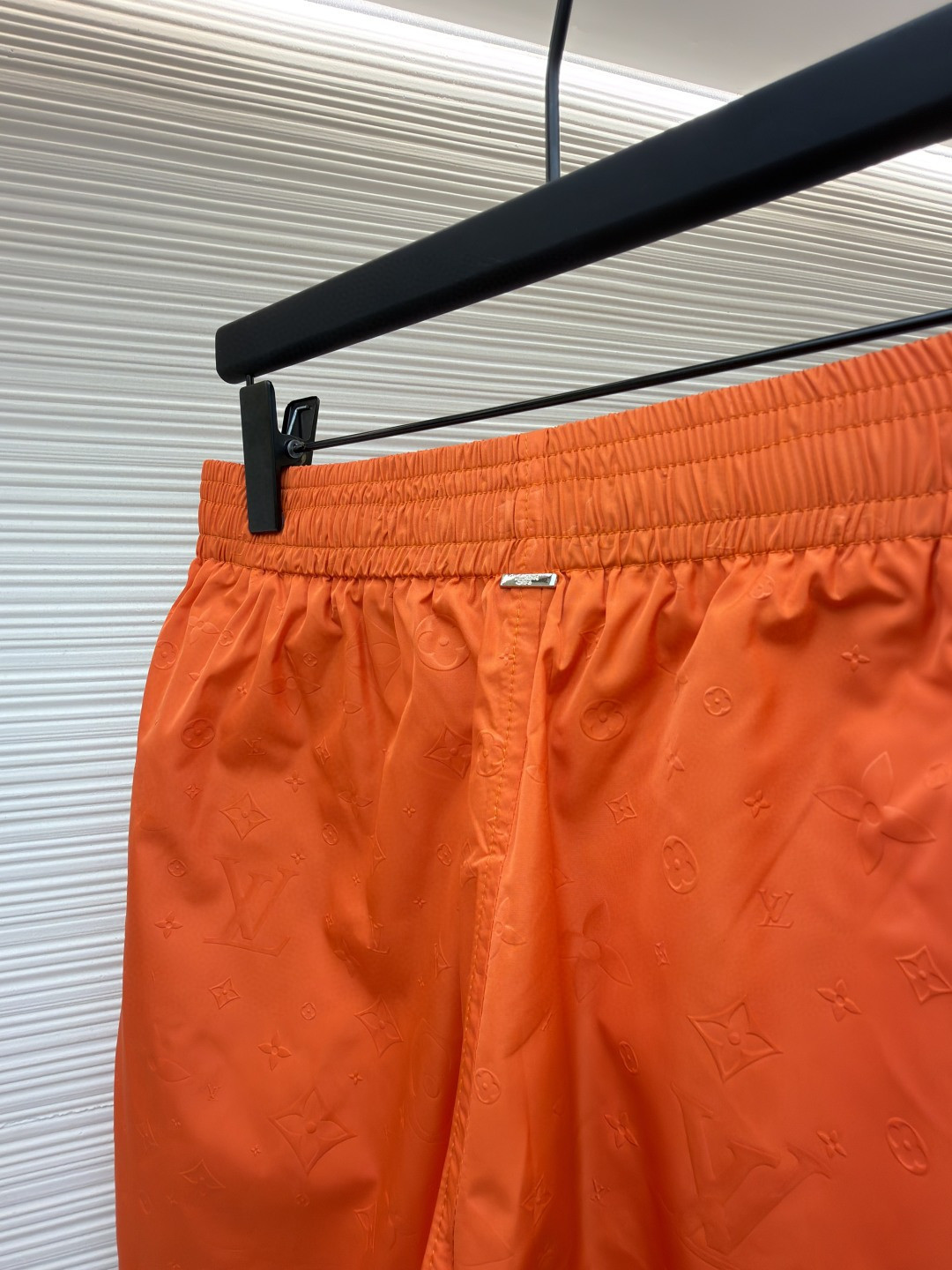 LOUIS VUITTON 路易威登 暗纹老花松紧腰沙滩短裤 五分裤 休闲裤 裤子 黑色 粉色 浅蓝色 海军蓝 绿色 橙色 蓝色 A0 1A7Y0P