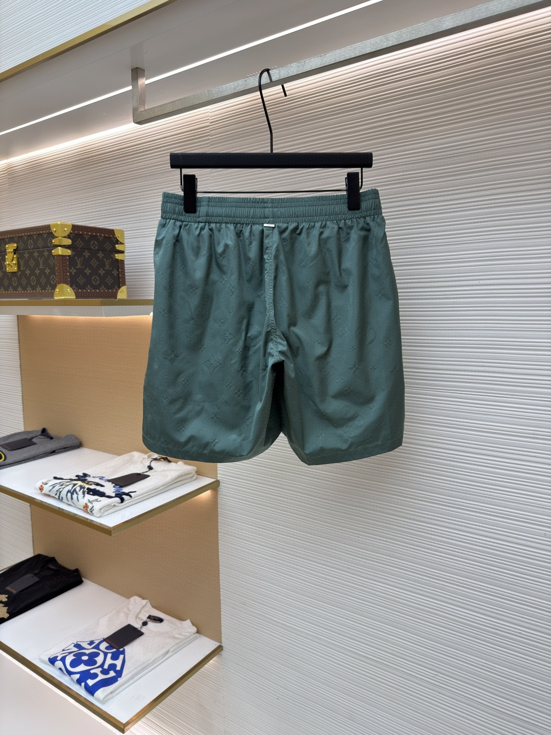 LOUIS VUITTON 路易威登 暗纹老花松紧腰沙滩短裤 五分裤 休闲裤 裤子 黑色 粉色 浅蓝色 海军蓝 绿色 橙色 蓝色 A0 1A7Y0P