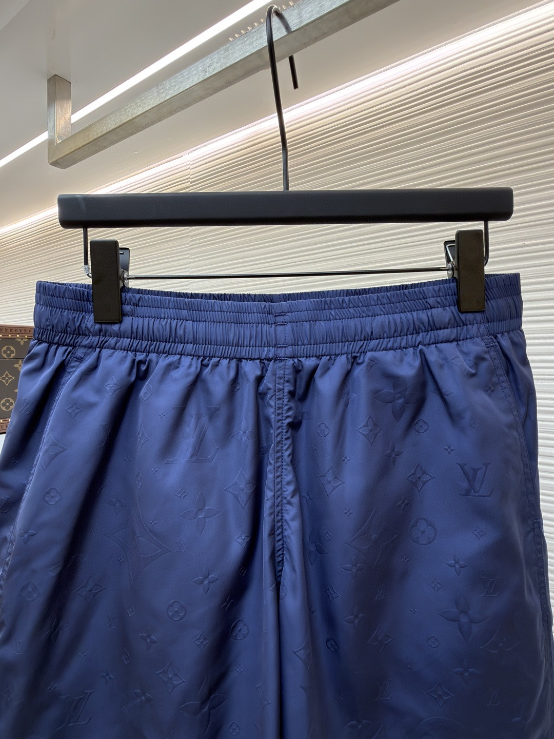 LOUIS VUITTON 路易威登 暗纹老花松紧腰沙滩短裤 五分裤 休闲裤 裤子 黑色 粉色 浅蓝色 海军蓝 绿色 橙色 蓝色 A0 1A7Y0P