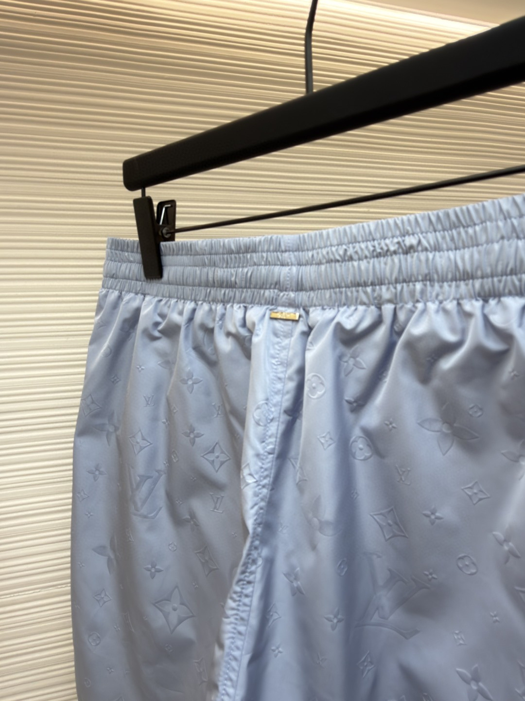 LOUIS VUITTON 路易威登 暗纹老花松紧腰沙滩短裤 五分裤 休闲裤 裤子 黑色 粉色 浅蓝色 海军蓝 绿色 橙色 蓝色 A0 1A7Y0P
