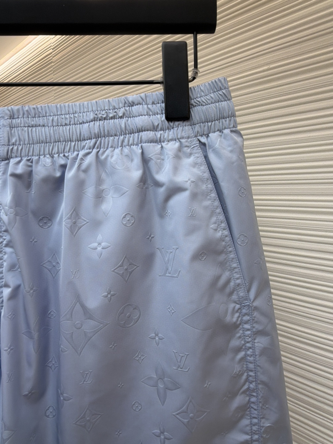 LOUIS VUITTON 路易威登 暗纹老花松紧腰沙滩短裤 五分裤 休闲裤 裤子 黑色 粉色 浅蓝色 海军蓝 绿色 橙色 蓝色 A0 1A7Y0P