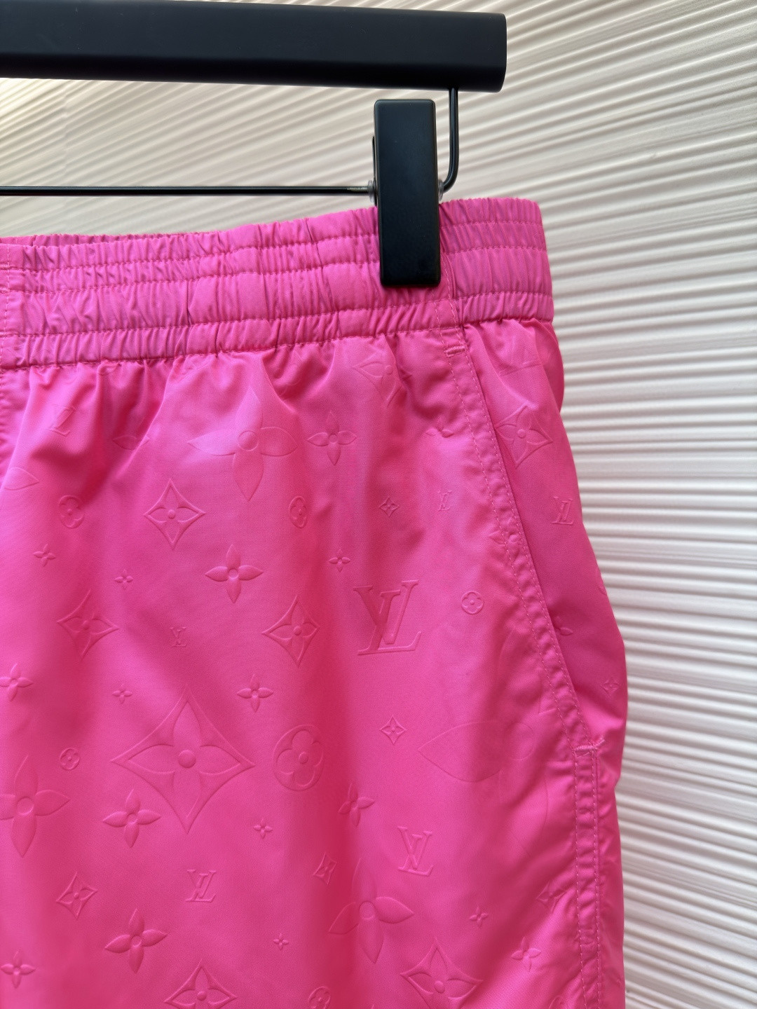 LOUIS VUITTON 路易威登 暗纹老花松紧腰沙滩短裤 五分裤 休闲裤 裤子 黑色 粉色 浅蓝色 海军蓝 绿色 橙色 蓝色 A0 1A7Y0P