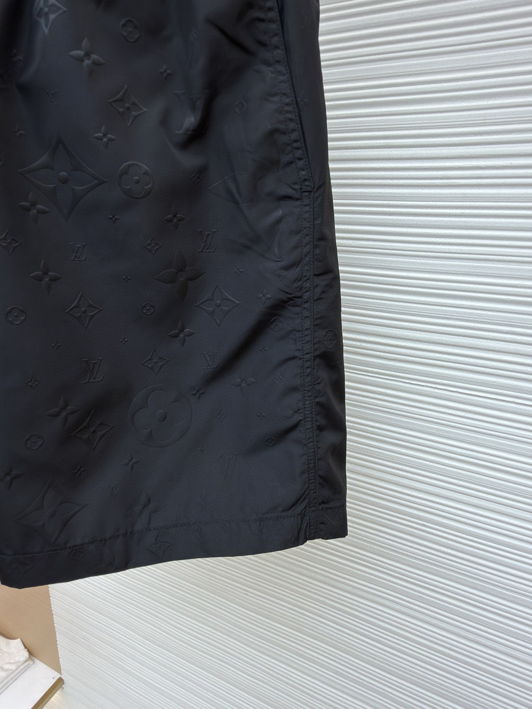 LOUIS VUITTON 路易威登 暗纹老花松紧腰沙滩短裤 五分裤 休闲裤 裤子 黑色 粉色 浅蓝色 海军蓝 绿色 橙色 蓝色 A0 1A7Y0P