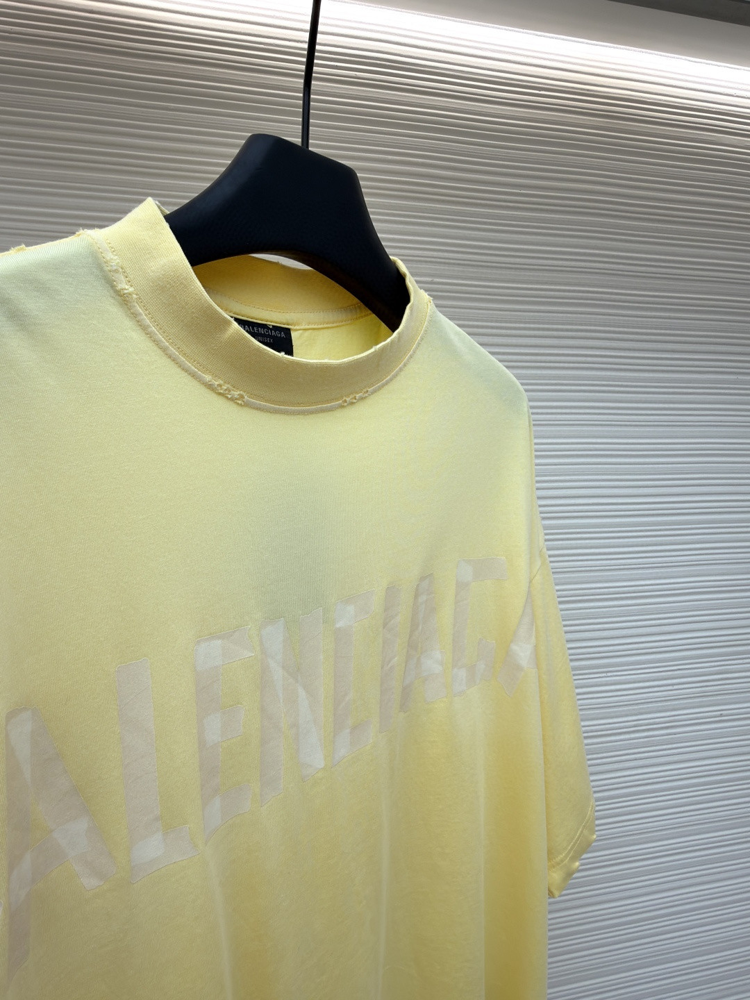 Balenciaga 巴黎世家 美纹纸胶带短袖 T恤 圆领 夏季 绿色 灰色 黑色 白色 做旧黑 黄黑色 黑色 深绿色 A0 739784TOVA92942