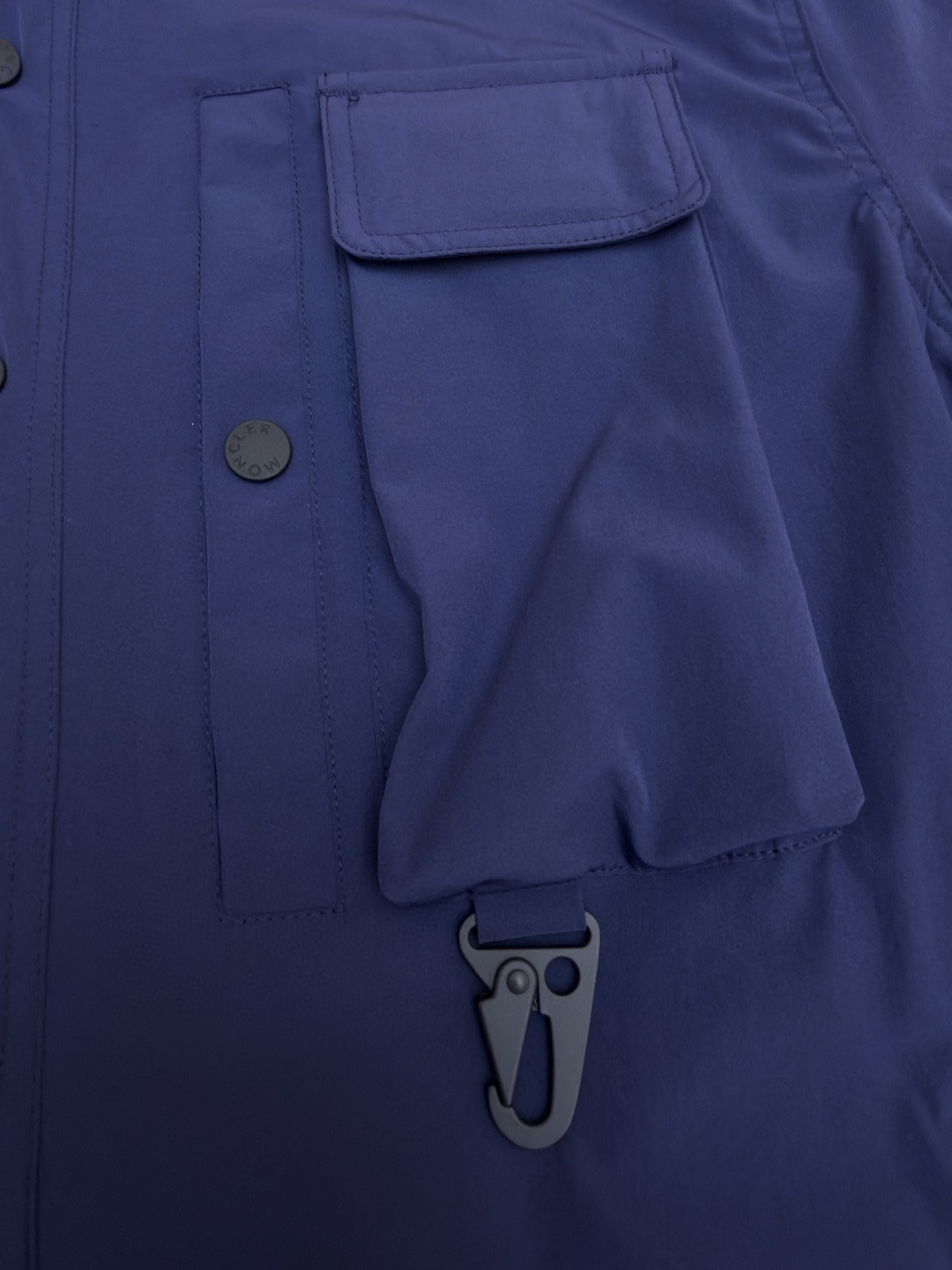 Moncler 蒙口 袖子可拆卸多口袋户外工装夹克 长袖 短袖 外套 蓝色 B0 K10971G00002598E4742