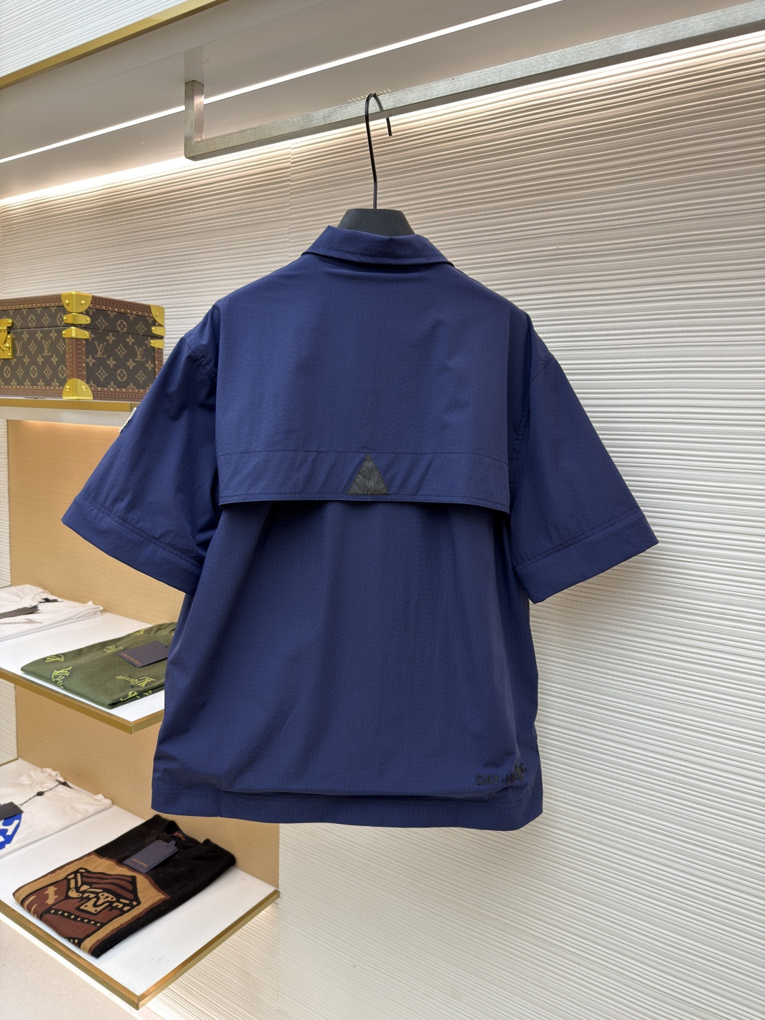 Moncler 蒙口 袖子可拆卸多口袋户外工装夹克 长袖 短袖 外套 蓝色 B0 K10971G00002598E4742