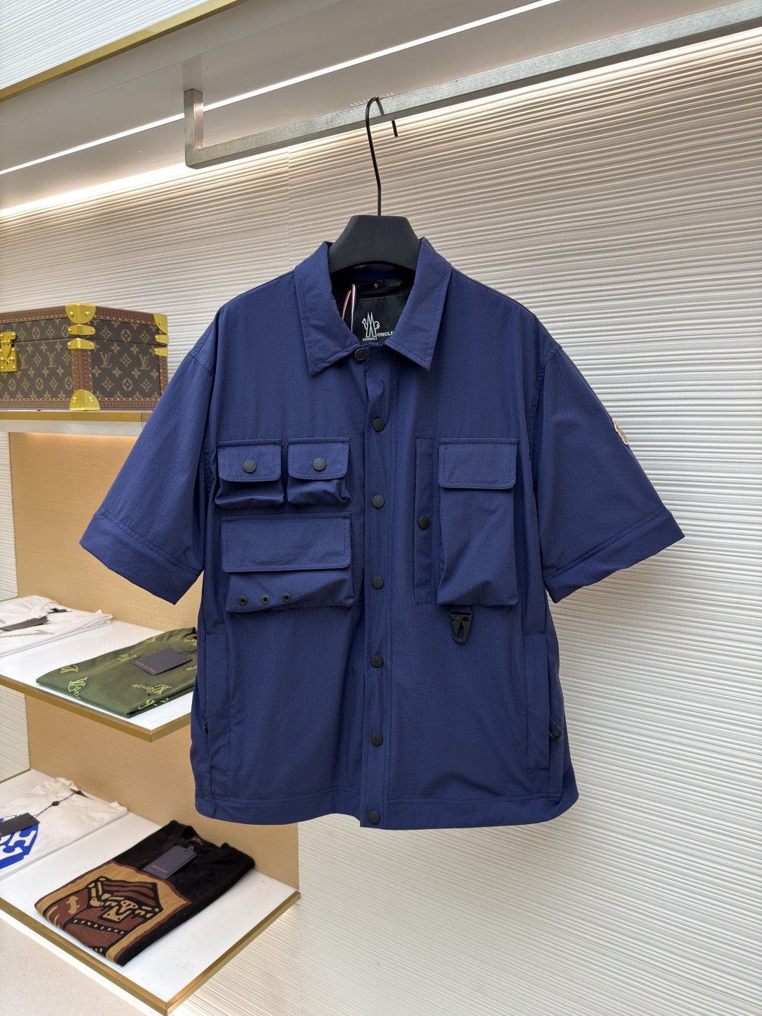 Moncler 蒙口 袖子可拆卸多口袋户外工装夹克 长袖 短袖 外套 蓝色 B0 K10971G00002598E4742