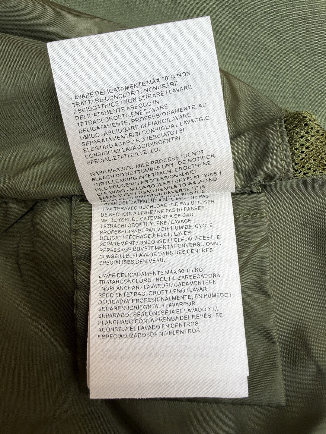 Moncler 蒙口 袖子可拆卸多口袋户外工装夹克 长袖 短袖 外套 绿色 B0 K10971G00002598E4889