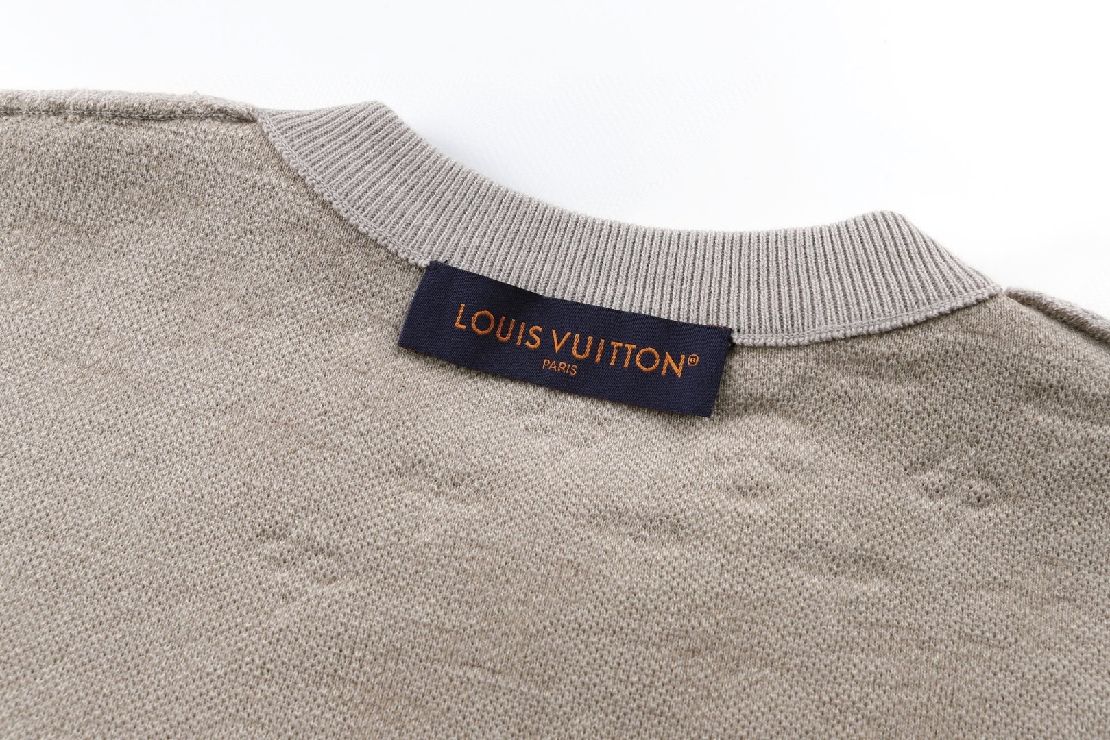 LOUIS VUITTON 路易威登 LV 暗纹提花毛织圆领T恤 短袖 浅米色 A5 1AJBTD