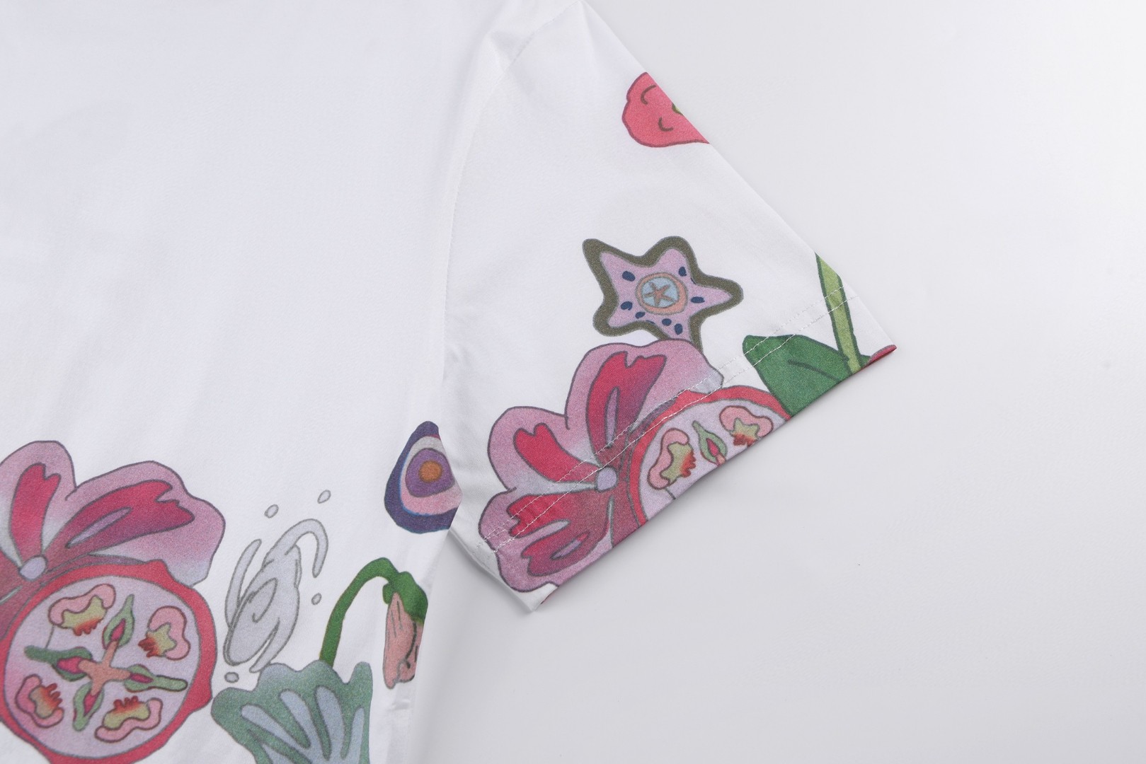 FENDI 芬迪 高野绫 Aya Takano胶囊系列拼色印花圆领T恤 短袖 套头 夏季 白色 A0 FY0936AW16F0QA0