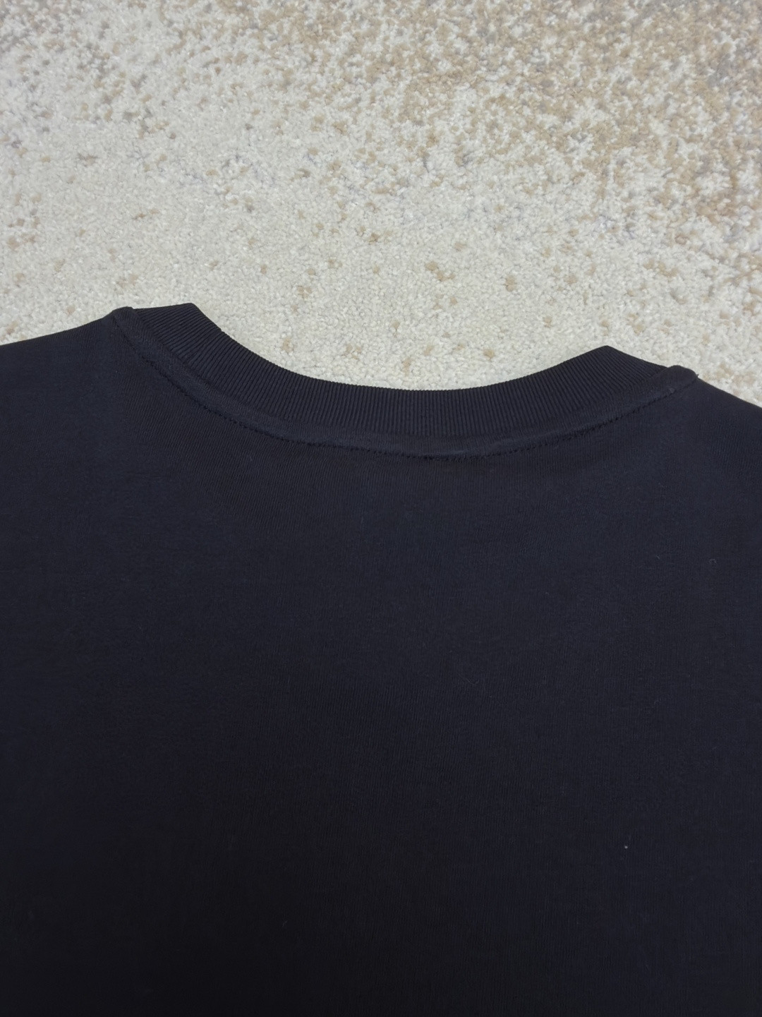 Moncler 蒙口 贴片标识圆领短袖 T恤 夏季 白色 黑色 A0 K20918C0005689AUG034