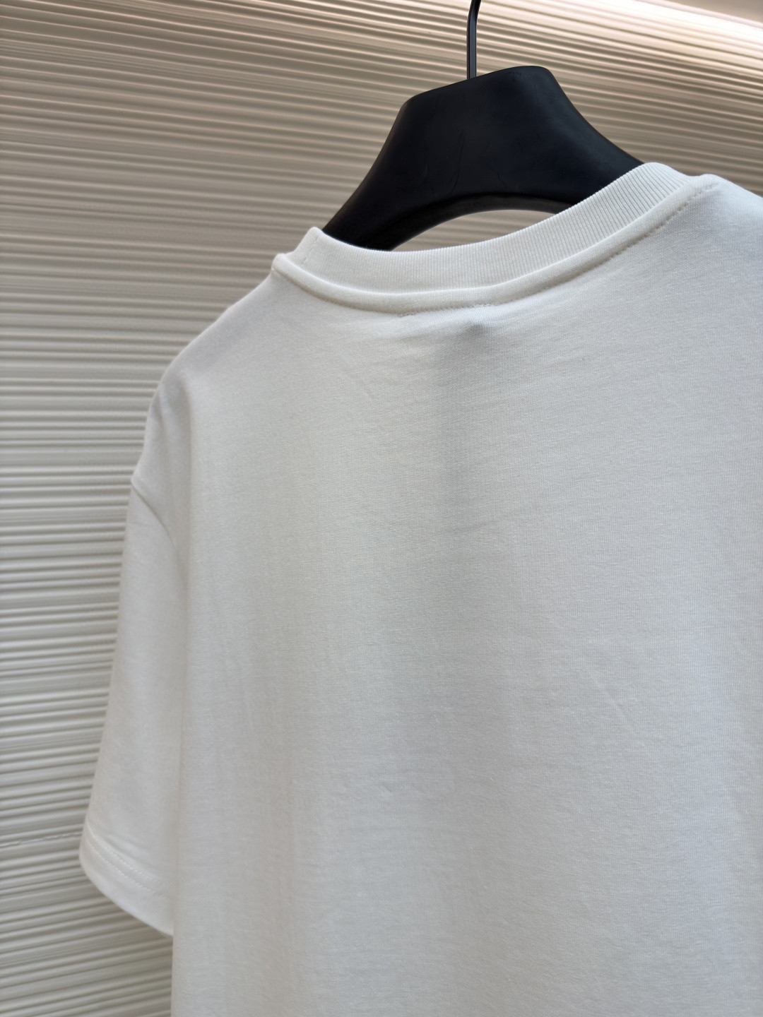 Moncler 蒙口 贴片标识圆领短袖 T恤 夏季 白色 黑色 A0 K20918C0005689AUG034