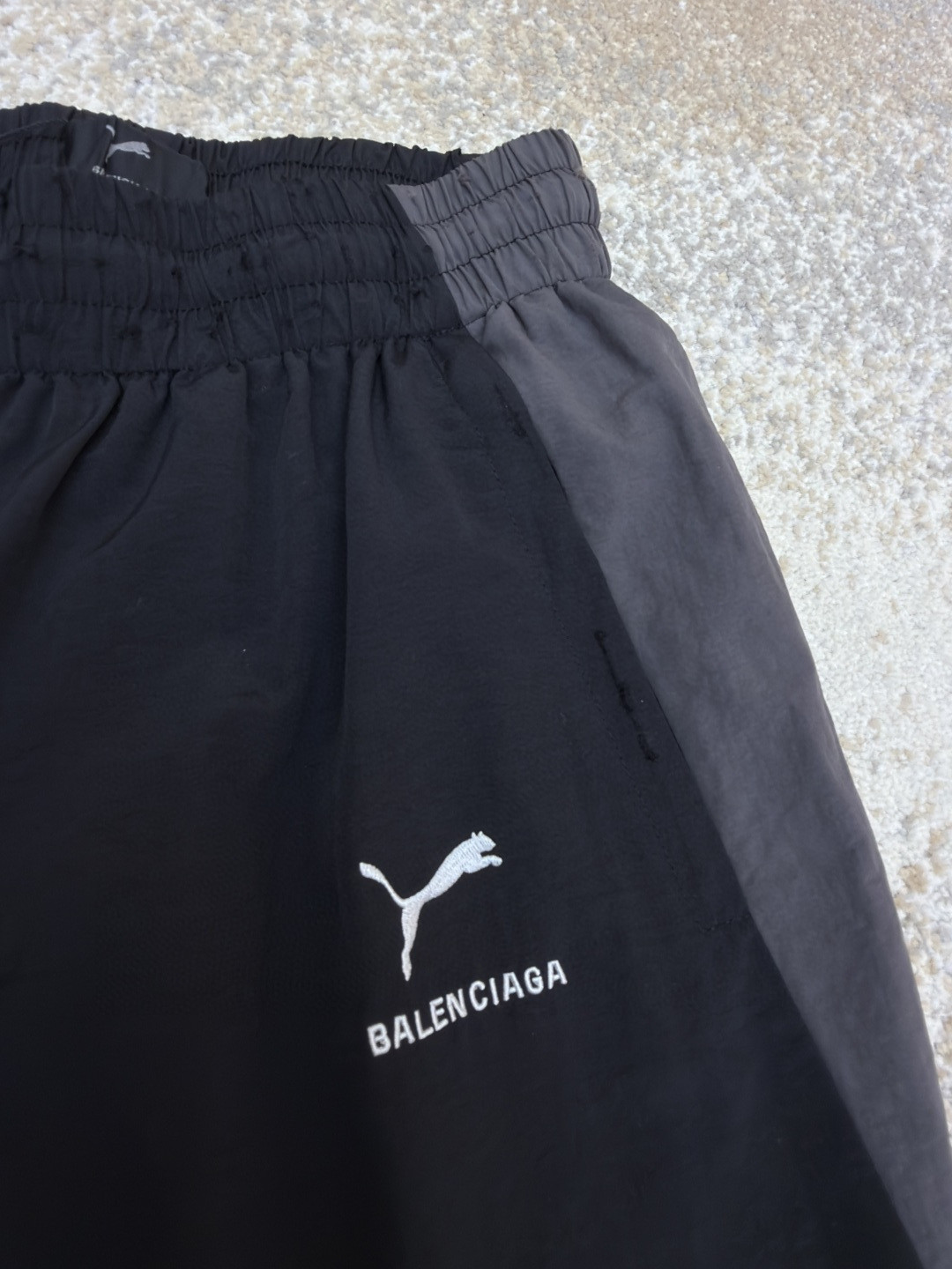 Balenciaga 巴黎世家 PUMA 彪马联名款 刺绣松紧腰休闲裤 运动裤 长裤 裤子 黑色 B0 850701TTO041485