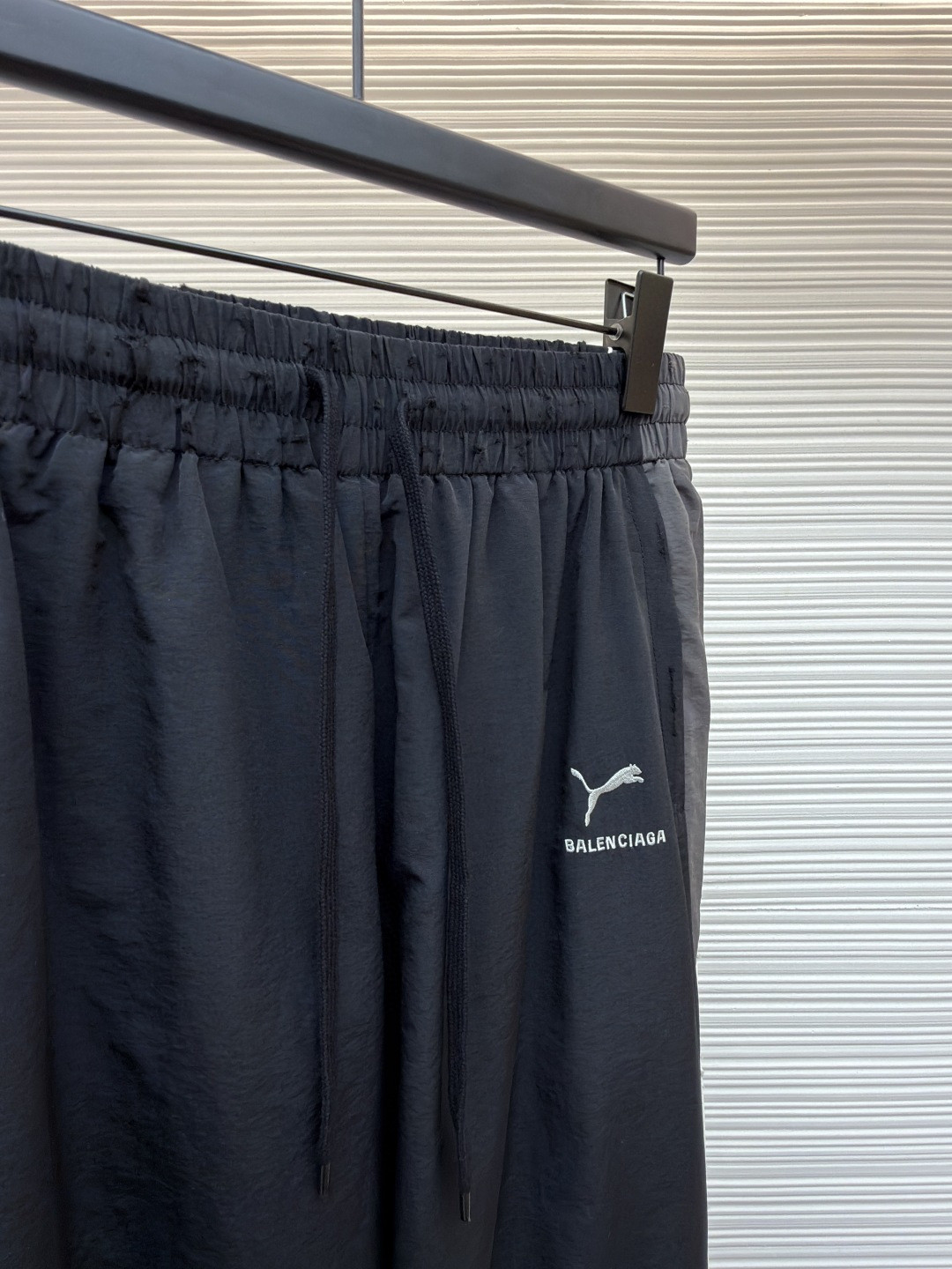 Balenciaga 巴黎世家 PUMA 彪马联名款 刺绣松紧腰休闲裤 运动裤 长裤 裤子 黑色 B0 850701TTO041485