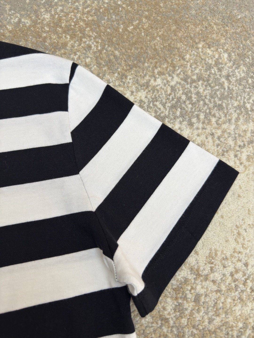 CELINE 赛琳 凯旋门logo条纹圆领短袖 T恤 夏款 黑白 A0 RX02Q326E-38AW