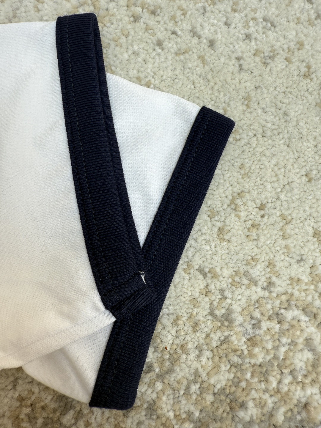 CELINE 赛琳 字母印花圆领短袖 T恤 夏款 女款 黑色 白色 A0 2X872501F-01NB