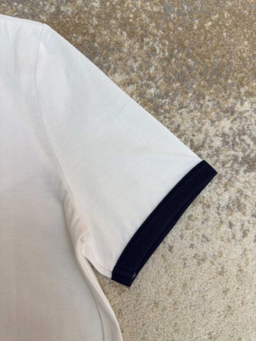 CELINE 赛琳 字母印花圆领短袖 T恤 夏款 女款 黑色 白色 A0 2X872501F-01NB