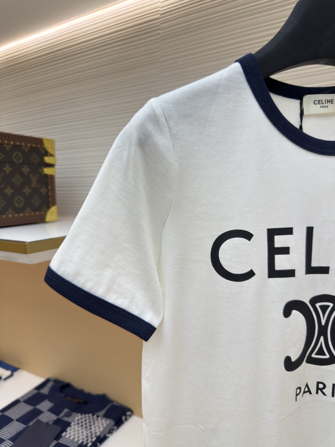 CELINE 赛琳 字母印花圆领短袖 T恤 夏款 女款 黑色 白色 A0 2X872501F-01NB