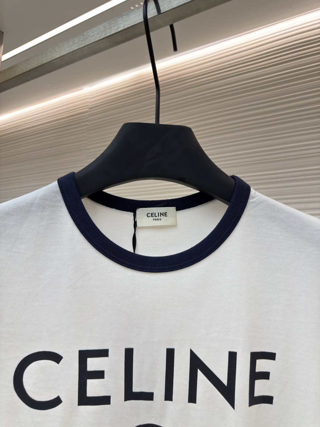 CELINE 赛琳 字母印花圆领短袖 T恤 夏款 女款 黑色 白色 A0 2X872501F-01NB